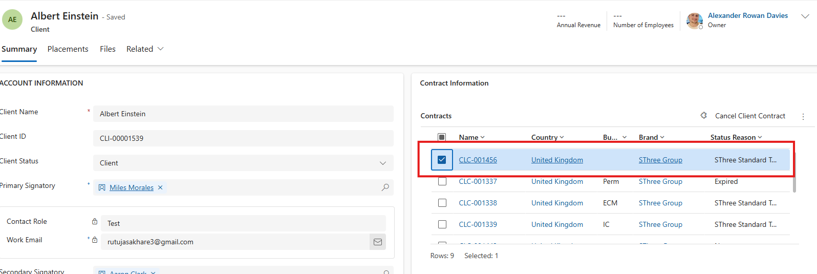 Sub-grid on client form showing contract items